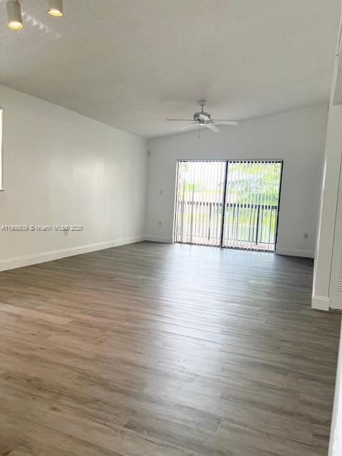 VILLAS DE VENEZIA CONDO - Residential Lease