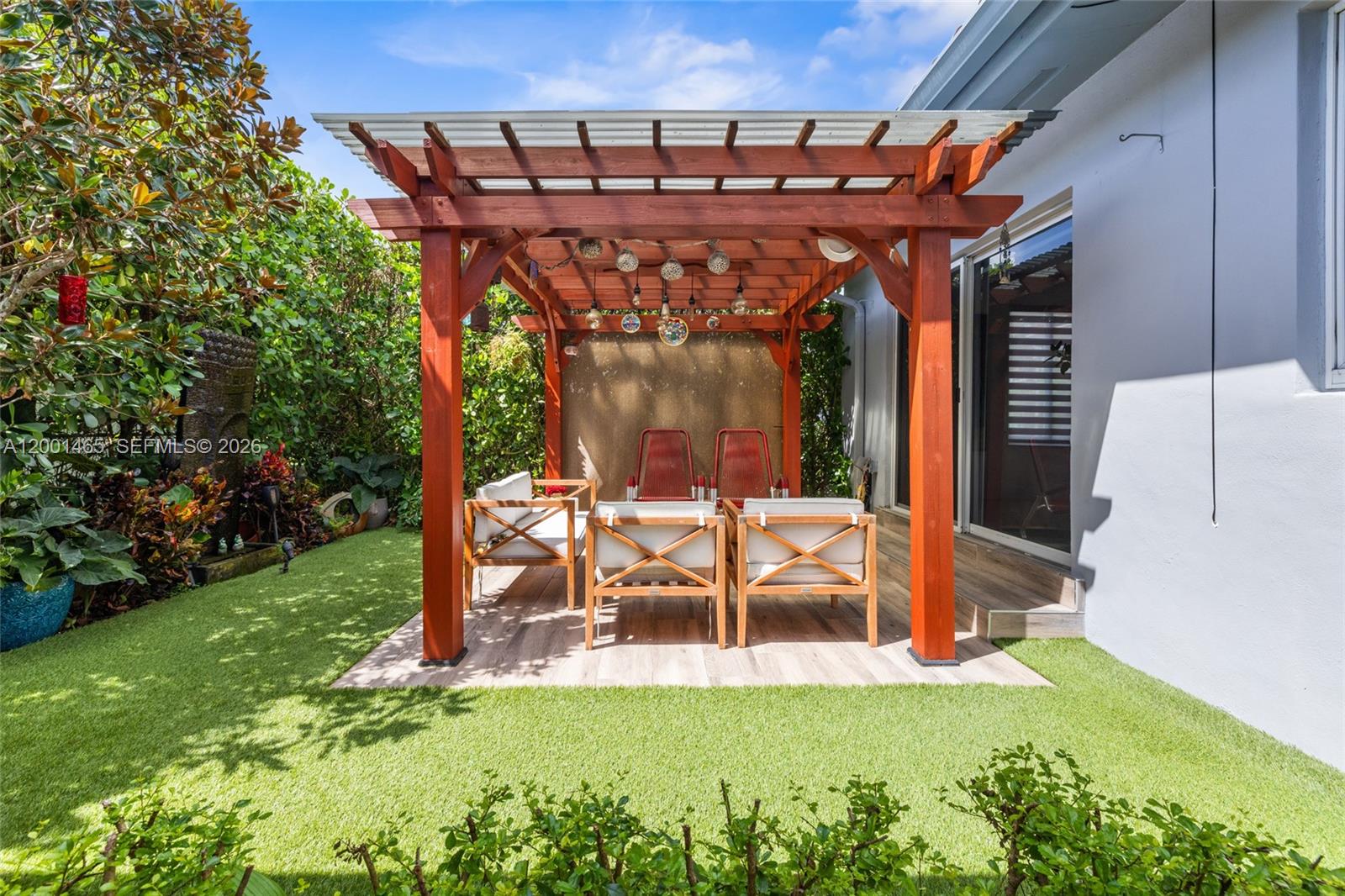 CORAL GABLES SEC E - Residential Lease