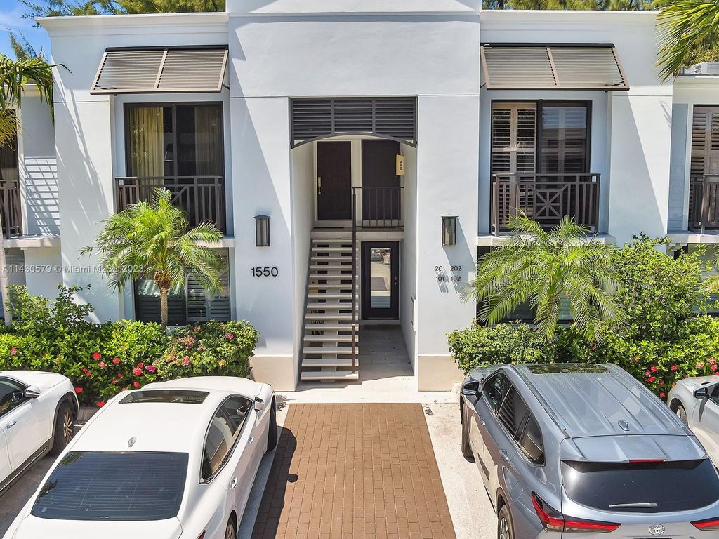 Photo of 1550 S Ocean Ln #202, Fort Lauderdale, FL 33316 (MLS # A11430579)