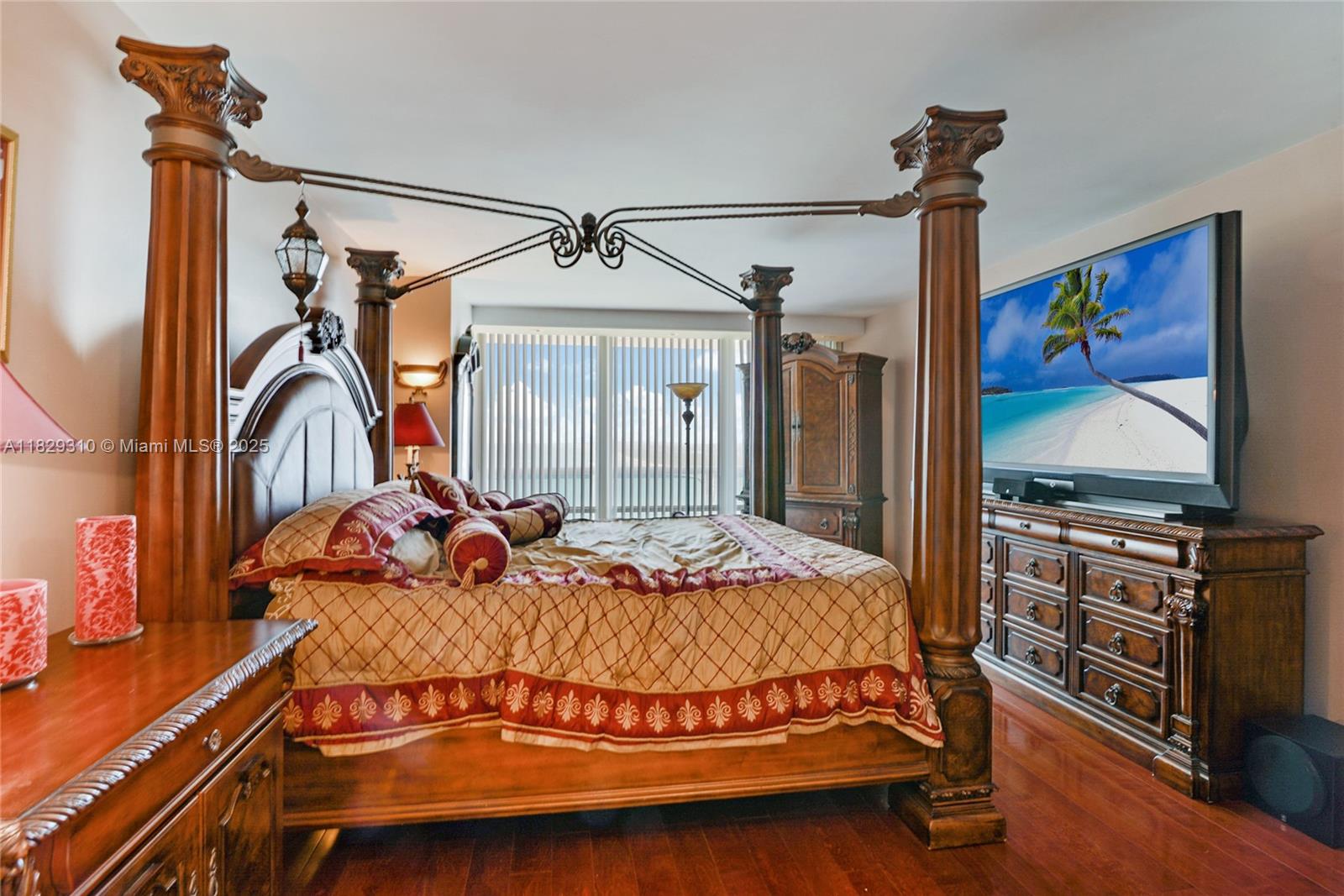 POINT OF AMERICAS - Residential