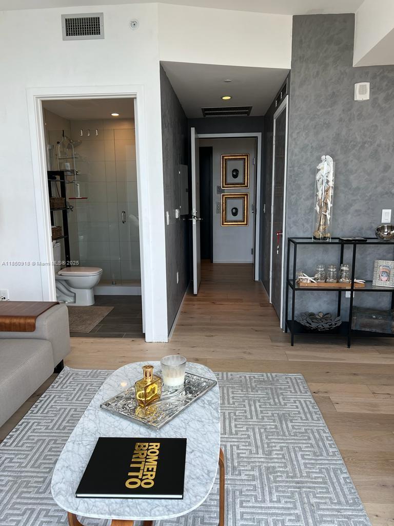 BISCAYNE BEACH CONDO - Residential Lease