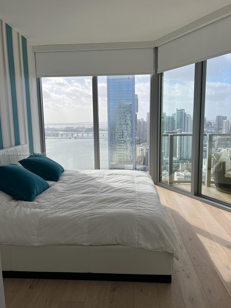 BISCAYNE BEACH CONDO - Residential Lease