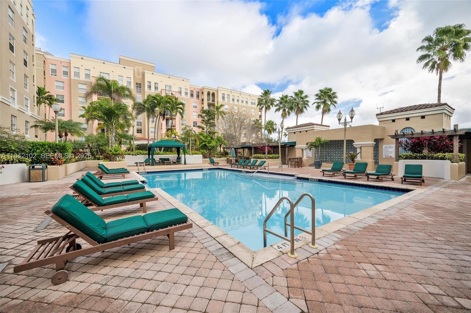 LAS OLAS BY THE RIVER CON - Residential