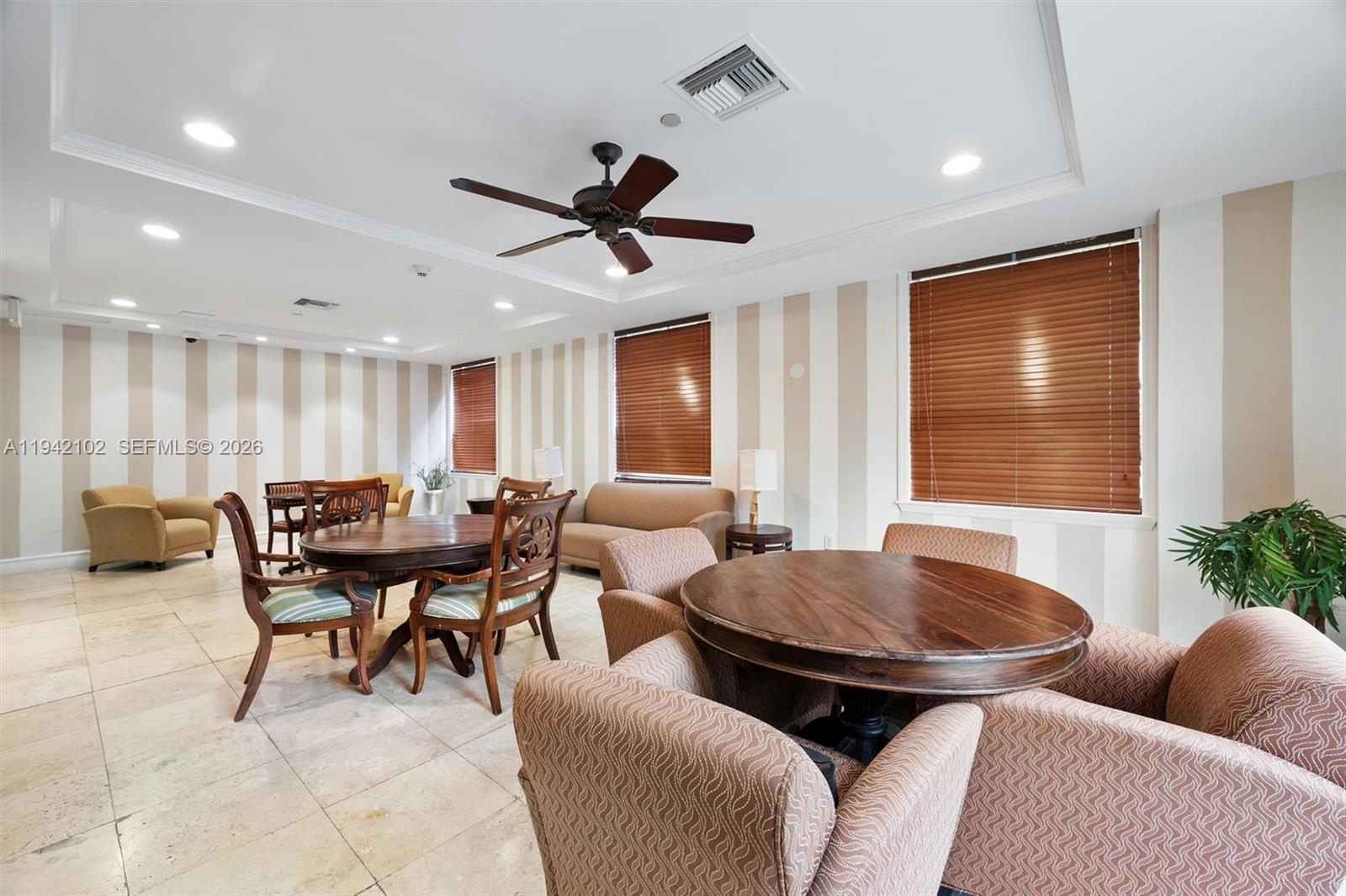 LAS OLAS BY THE RIVER CON - Residential