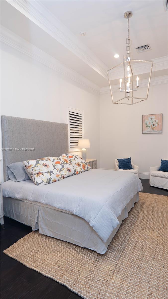 TROPIC ISLE - Residential Lease