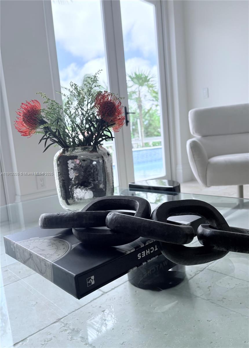 TROPIC ISLE - Residential Lease