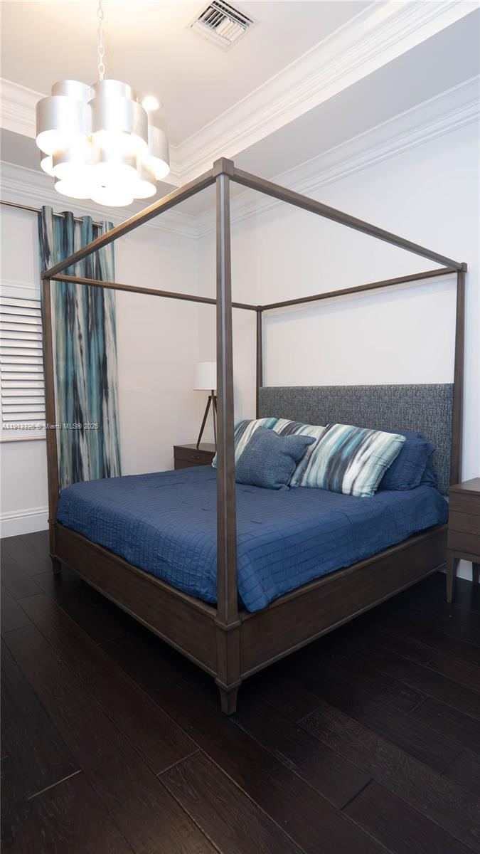 TROPIC ISLE - Residential Lease