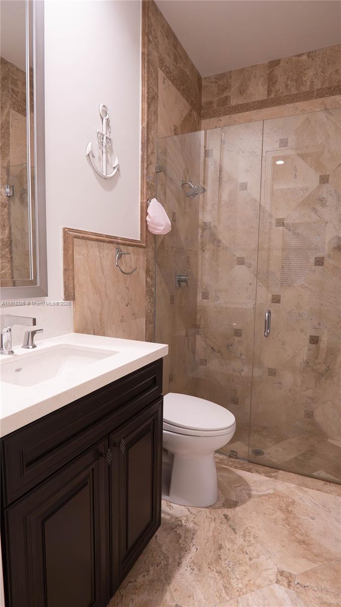 TROPIC ISLE - Residential Lease