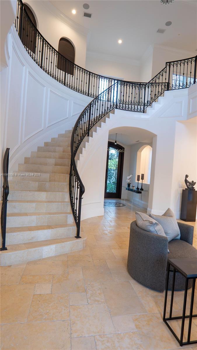 TROPIC ISLE - Residential Lease