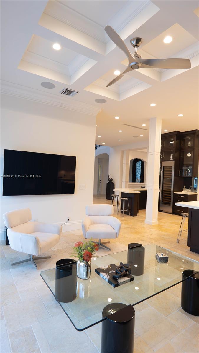 TROPIC ISLE - Residential Lease