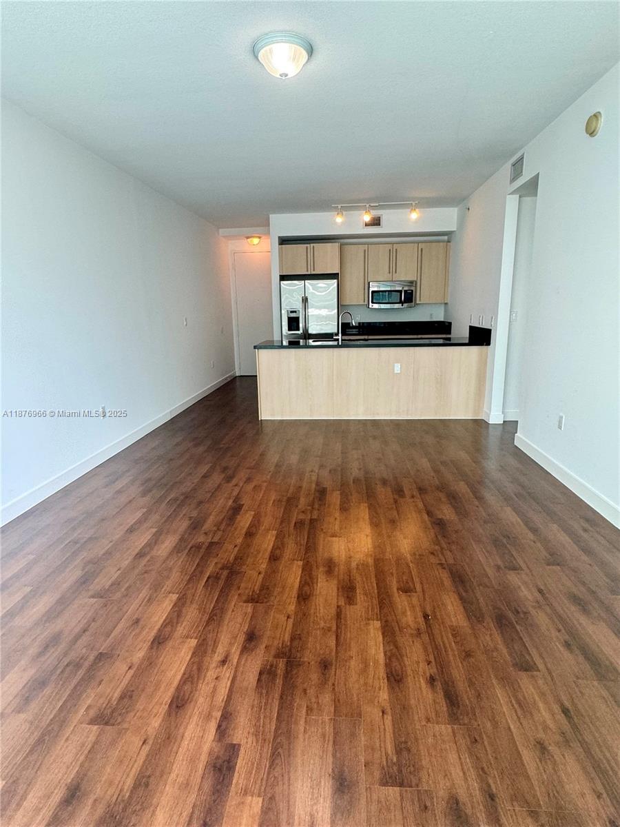 1111 SW 1st Ave 3115