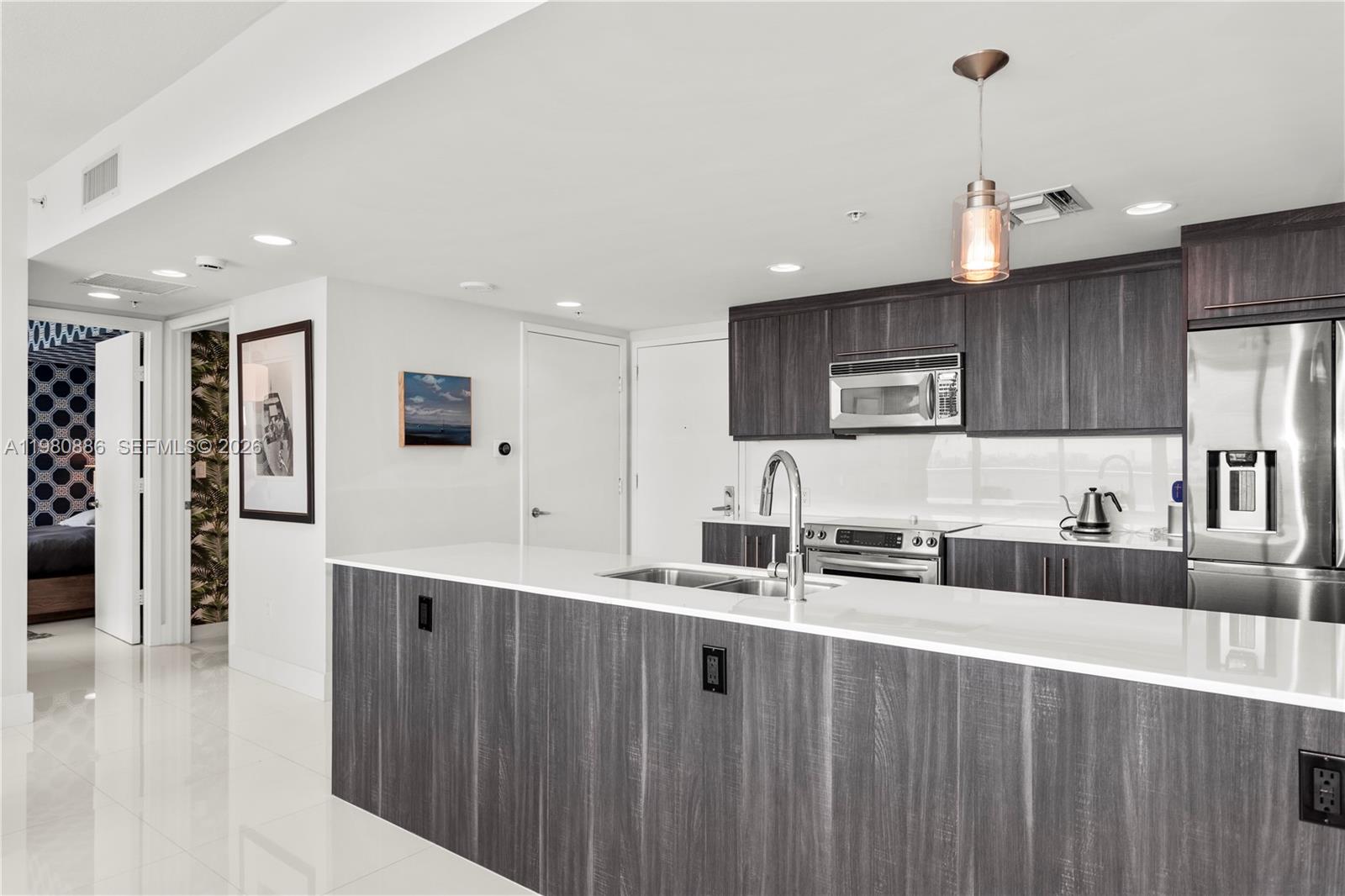 ONYX ON THE BAY CONDO - Residential