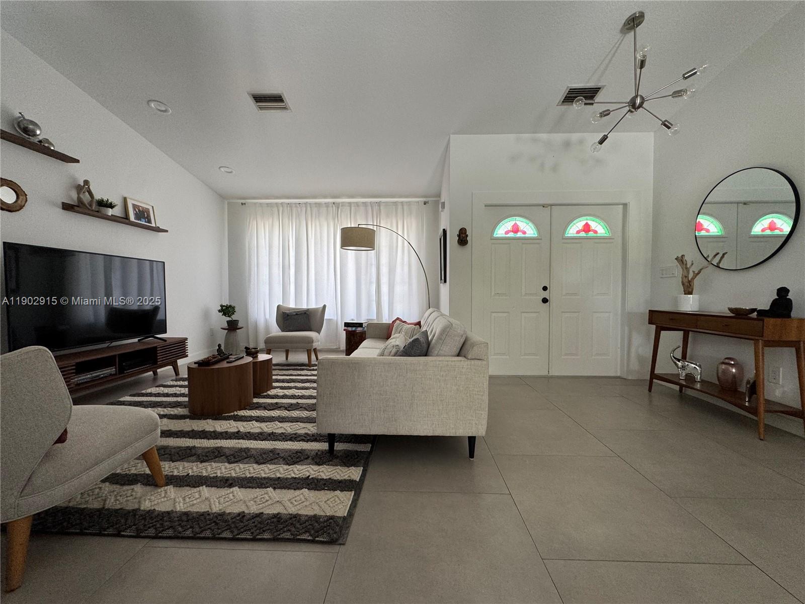 BOB-ANN ESTATES - Residential