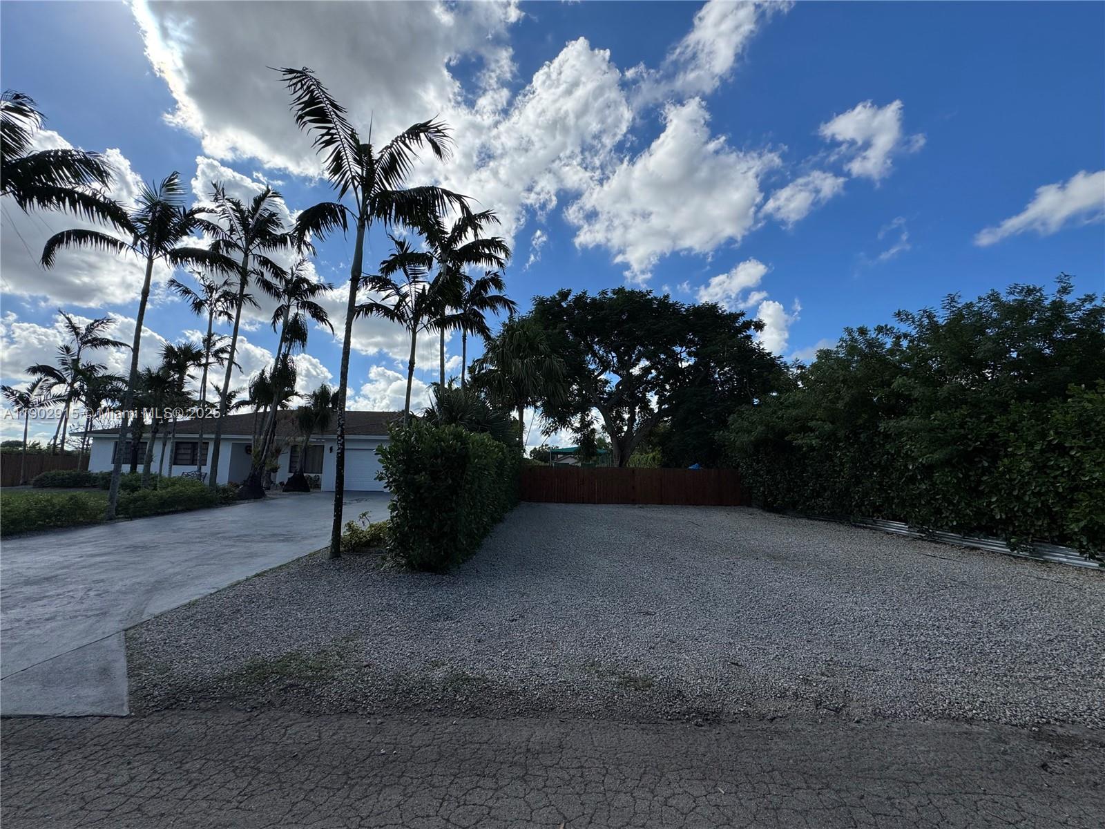 BOB-ANN ESTATES - Residential