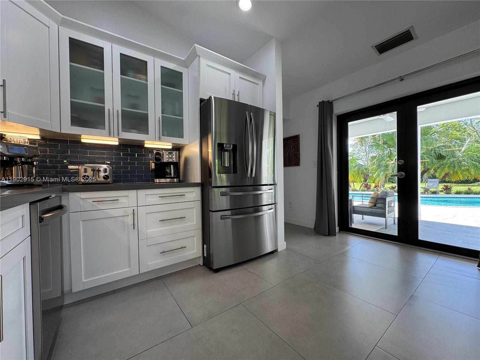 BOB-ANN ESTATES - Residential