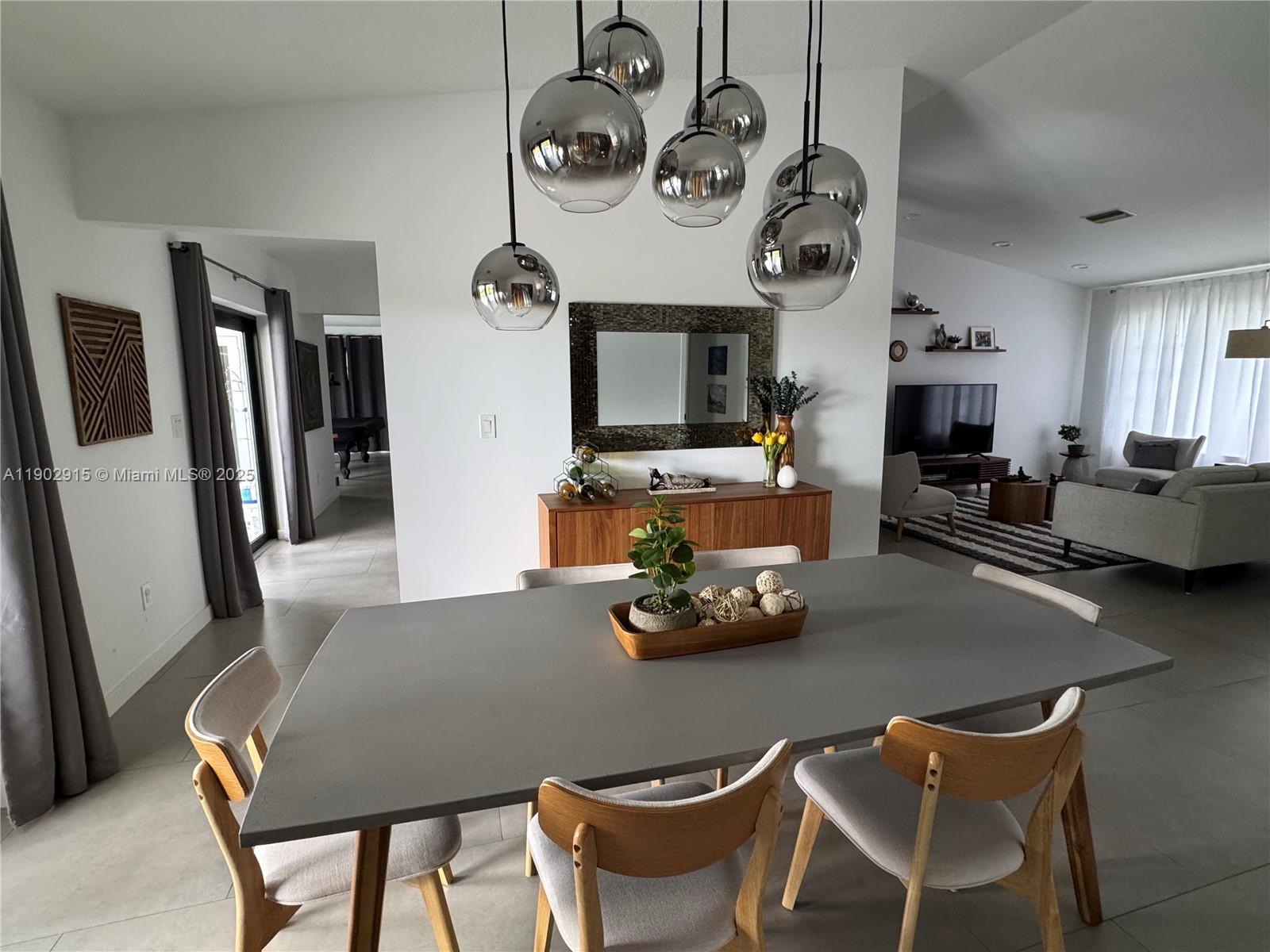 BOB-ANN ESTATES - Residential