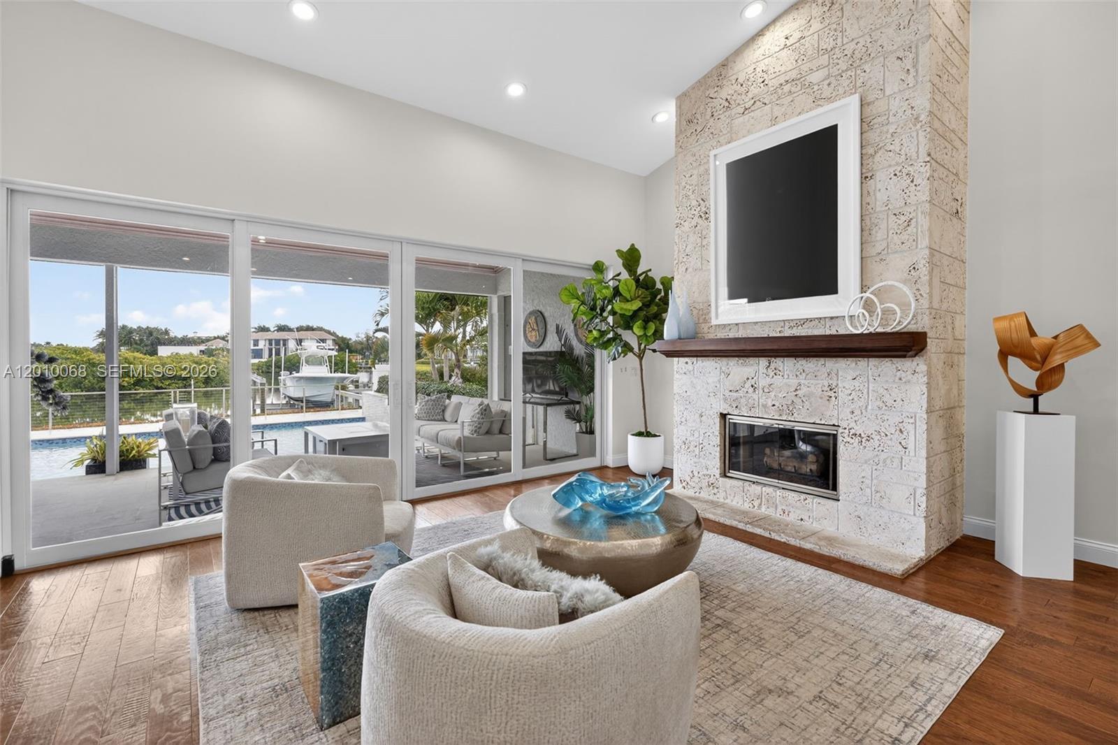 ADMIRALS COVE PAR A 1 - Residential