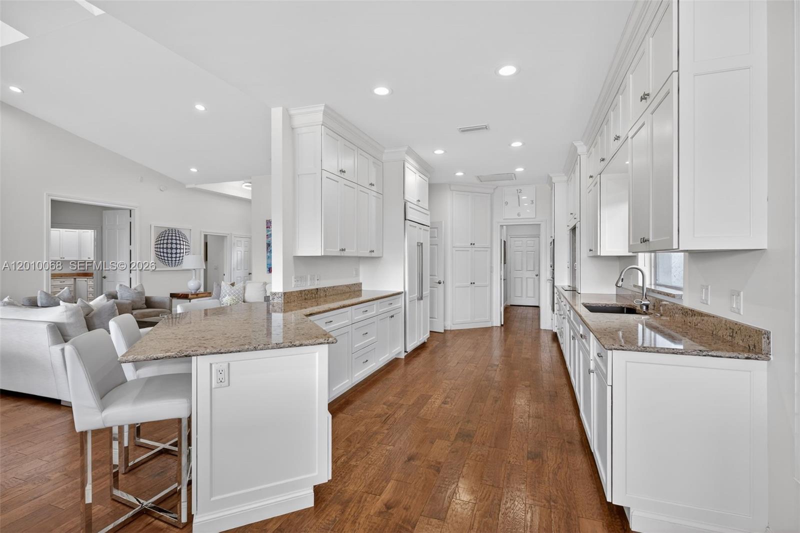 ADMIRALS COVE PAR A 1 - Residential