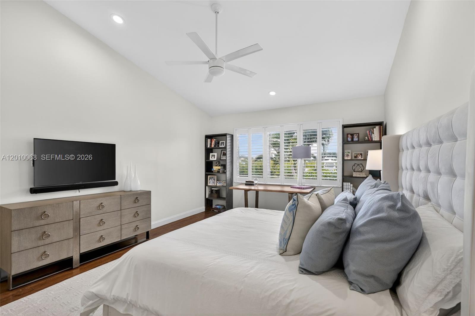 ADMIRALS COVE PAR A 1 - Residential