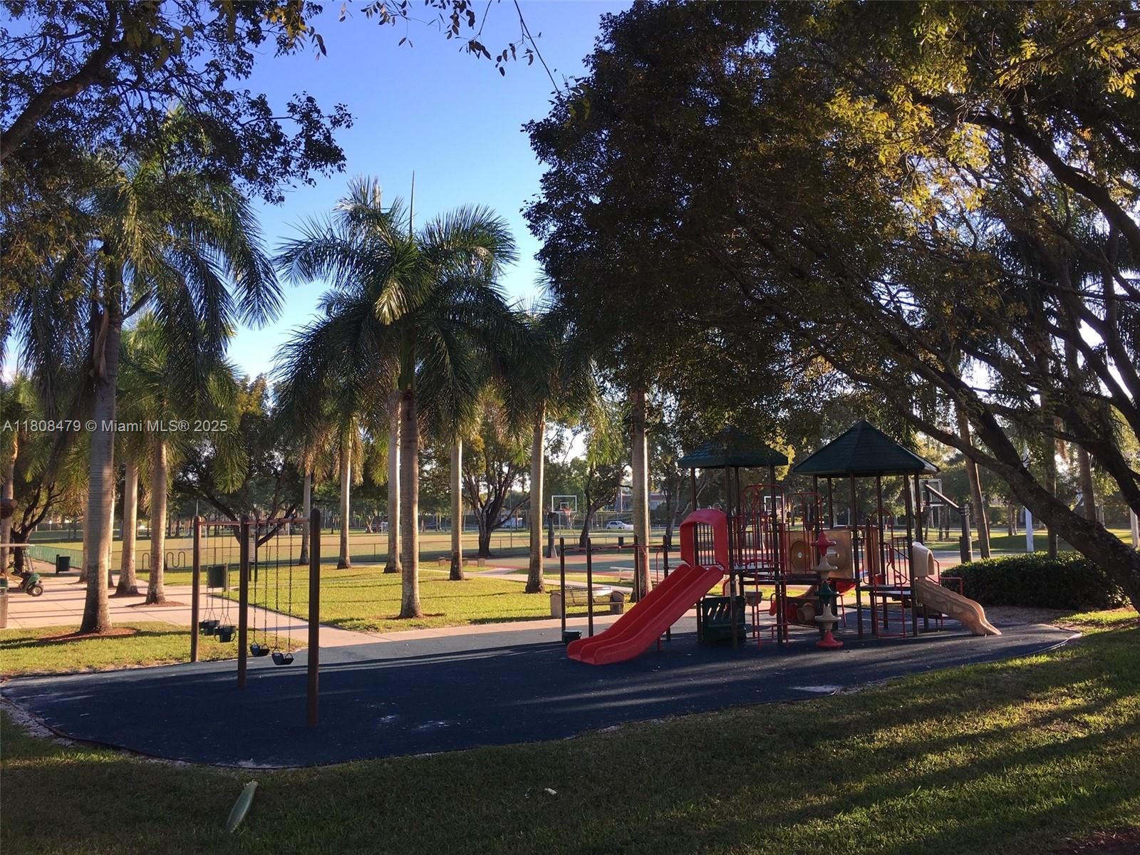 DORAL ISLES - Residential Lease
