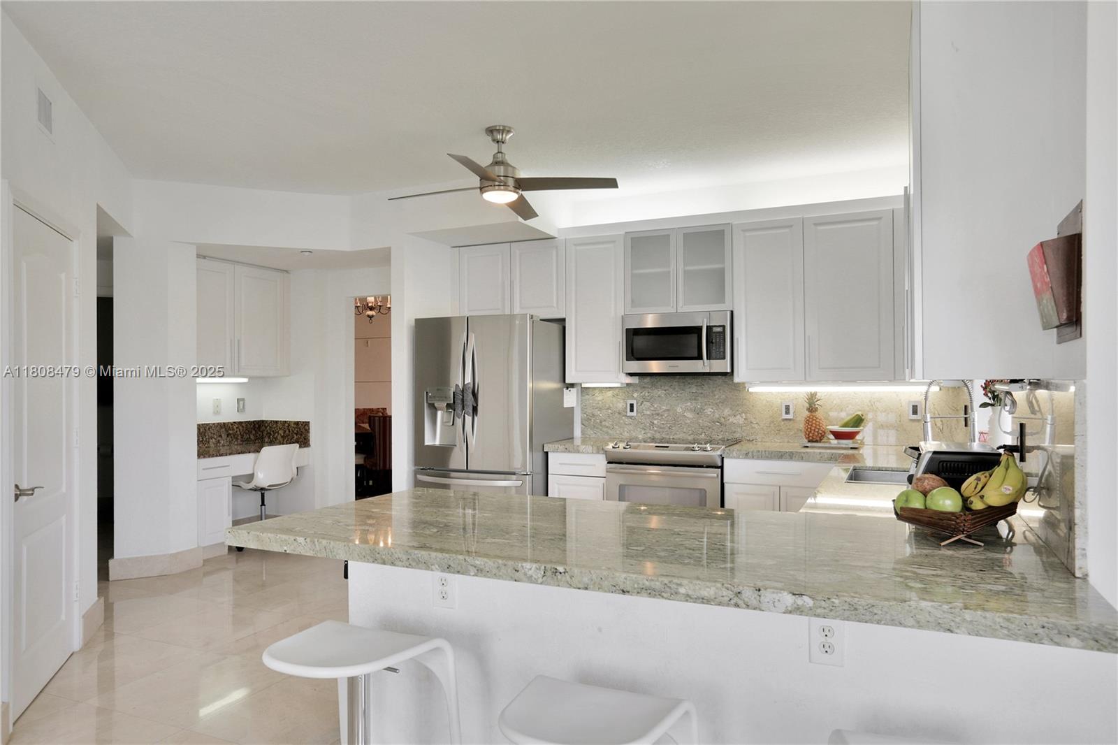 DORAL ISLES - Residential Lease