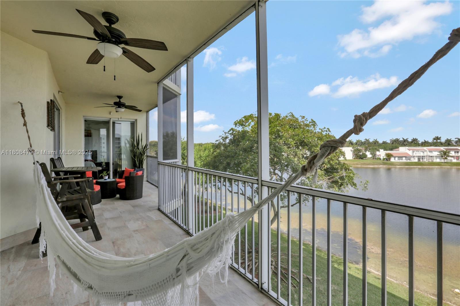 DORAL ISLES - Residential Lease