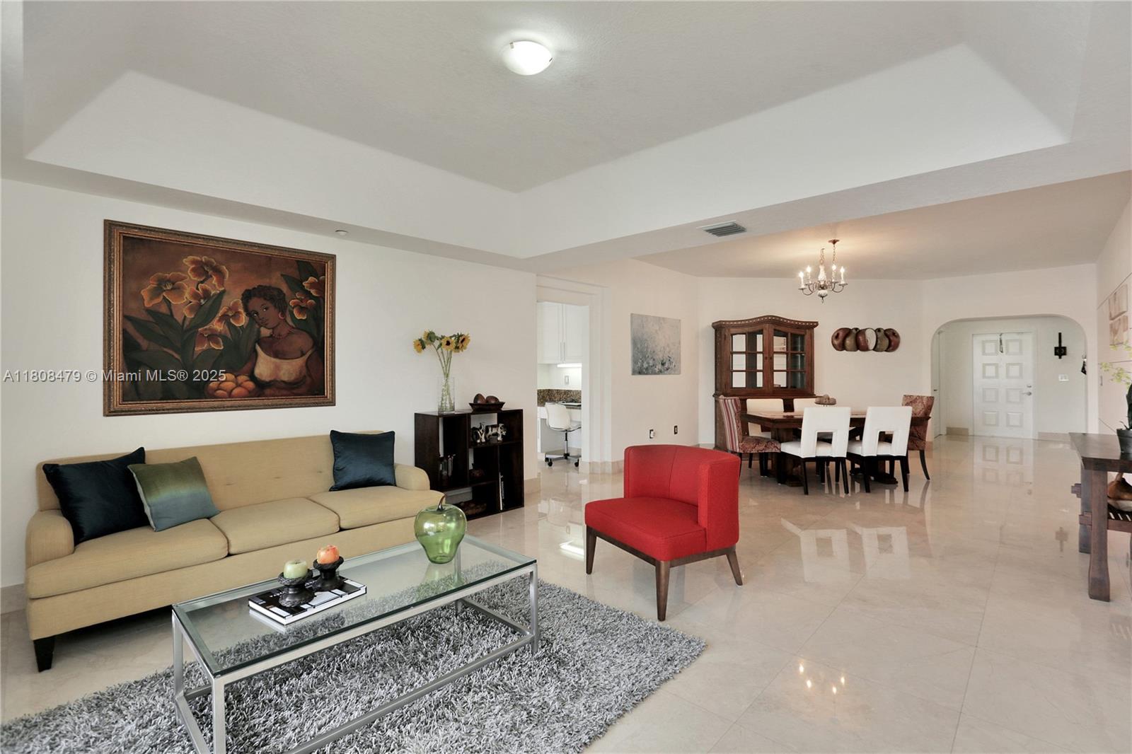DORAL ISLES - Residential Lease