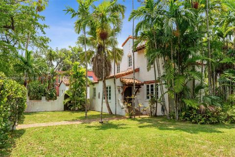 Single Family Residence in Coral Gables FL 904 Ferdinand St St 5.jpg