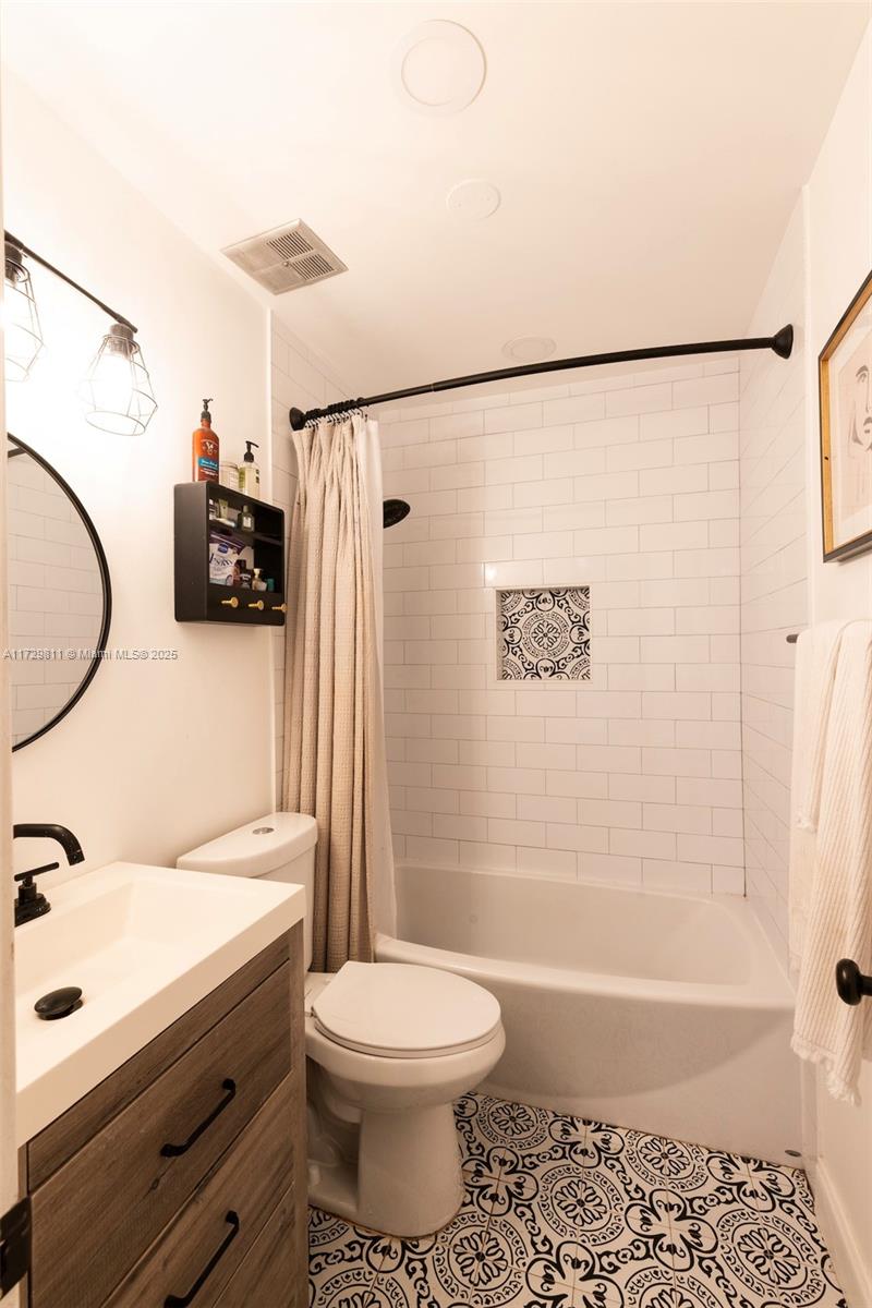 CORAL VILLAS REV - Residential