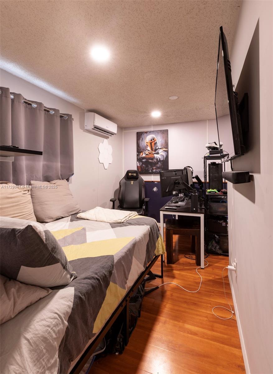 CORAL VILLAS REV - Residential