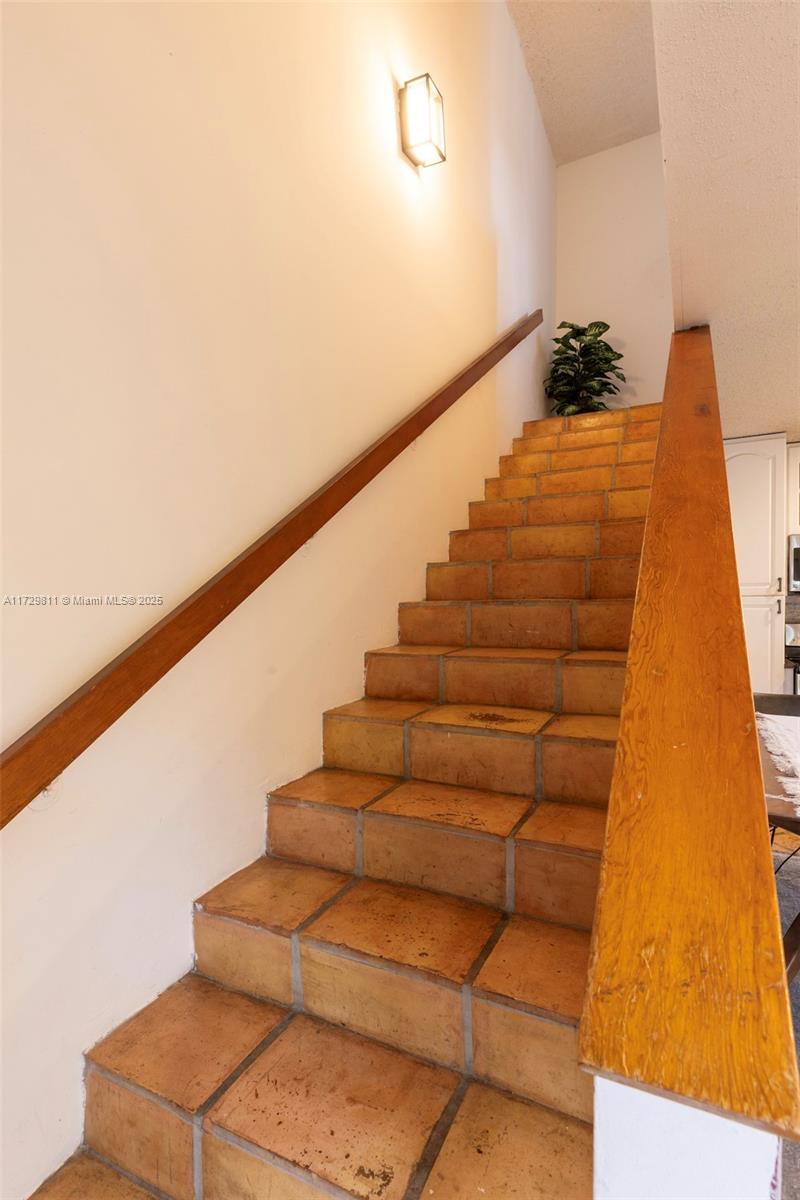 CORAL VILLAS REV - Residential