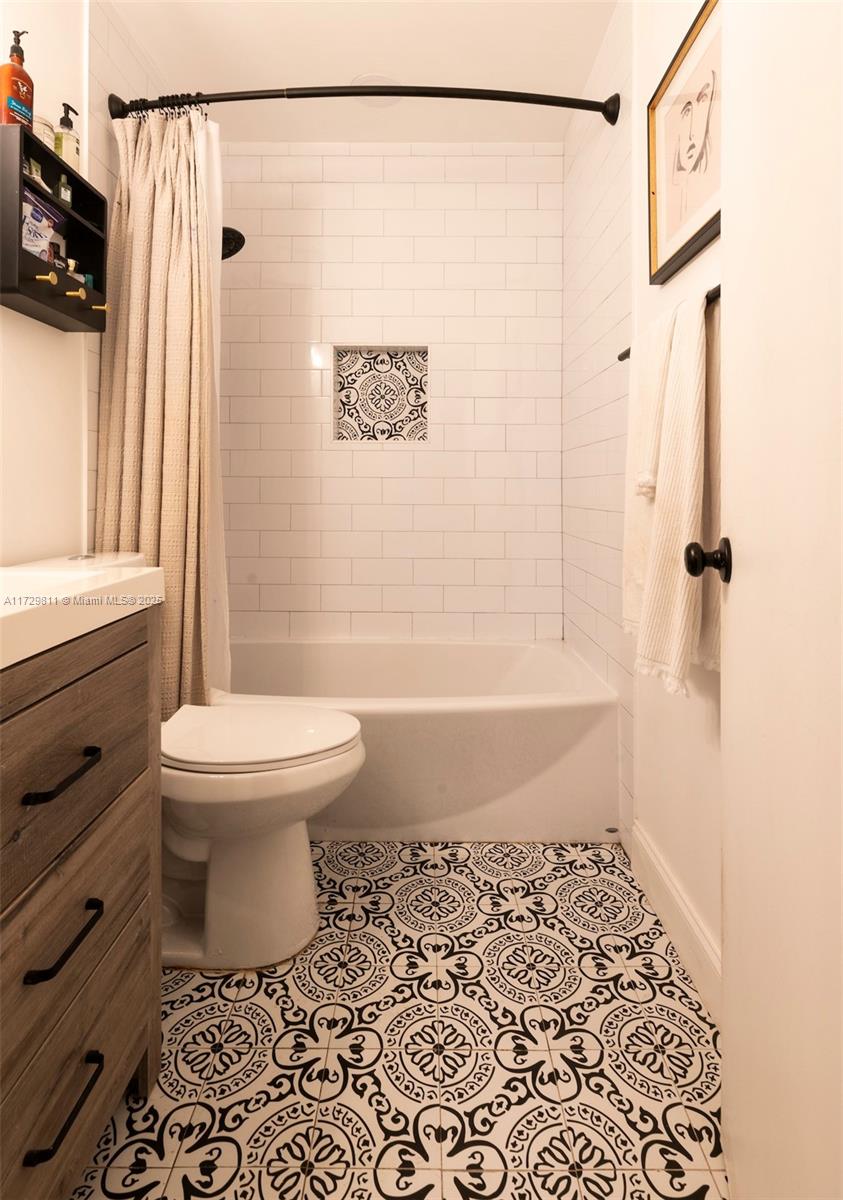 CORAL VILLAS REV - Residential