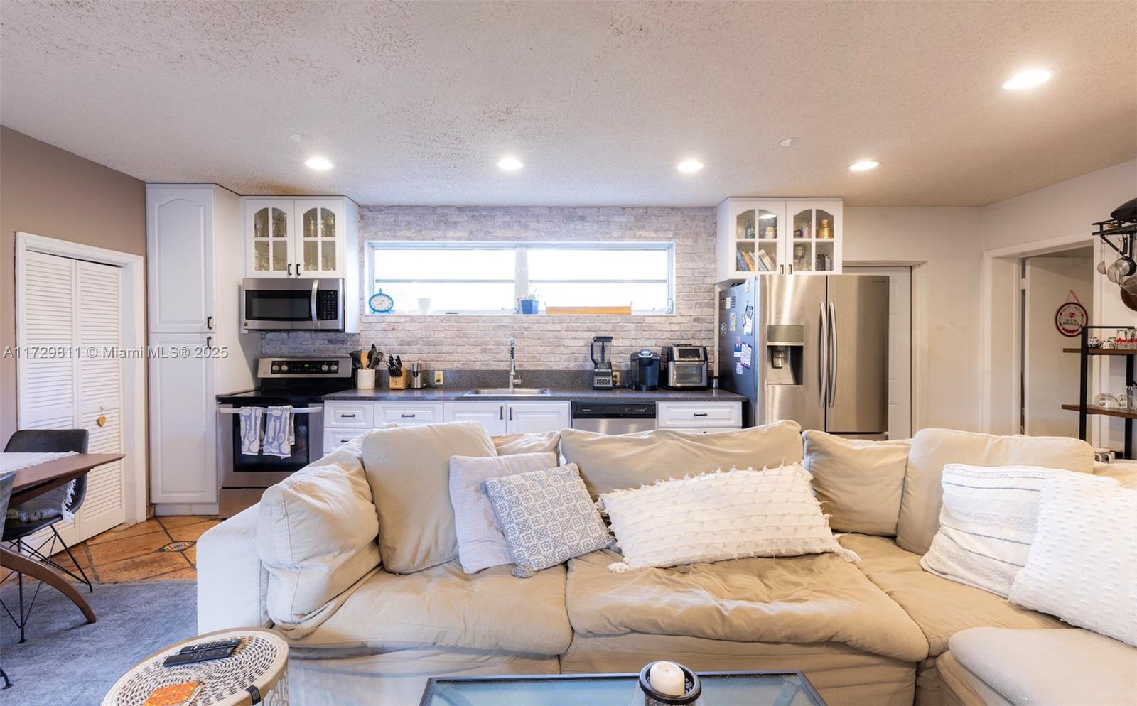 CORAL VILLAS REV - Residential