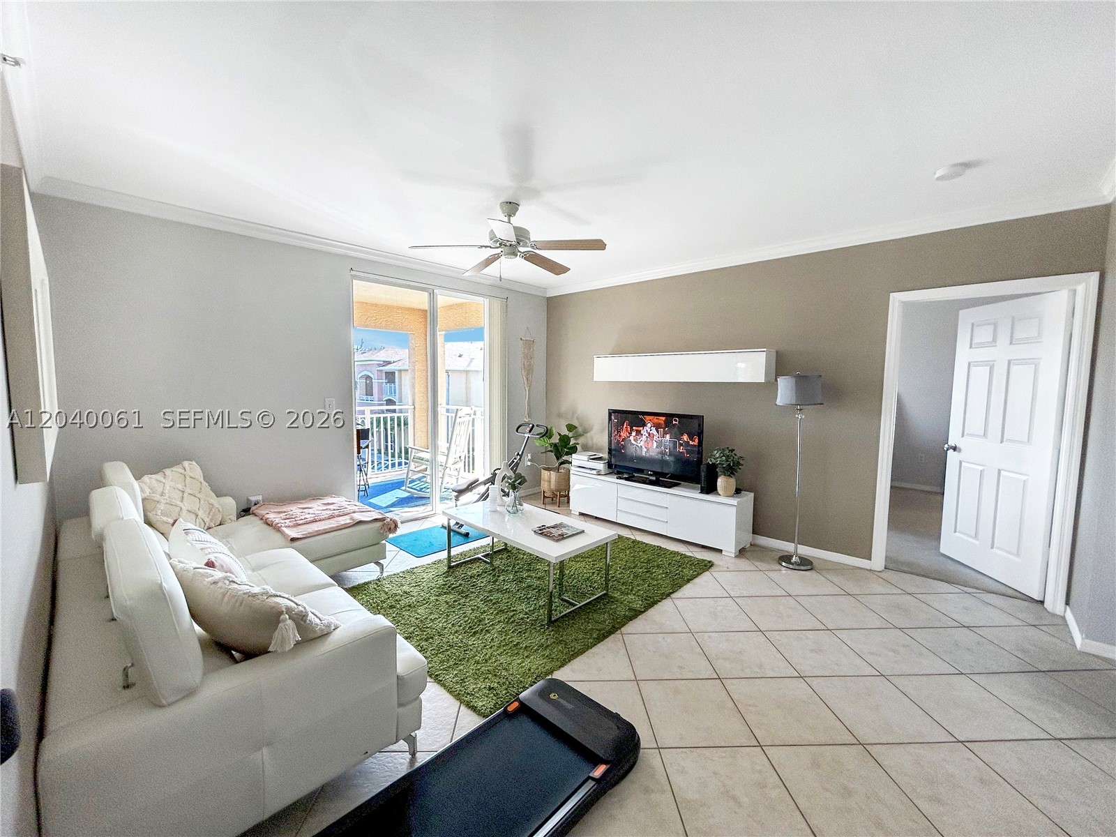6458 Emerald Dunes Dr 303
