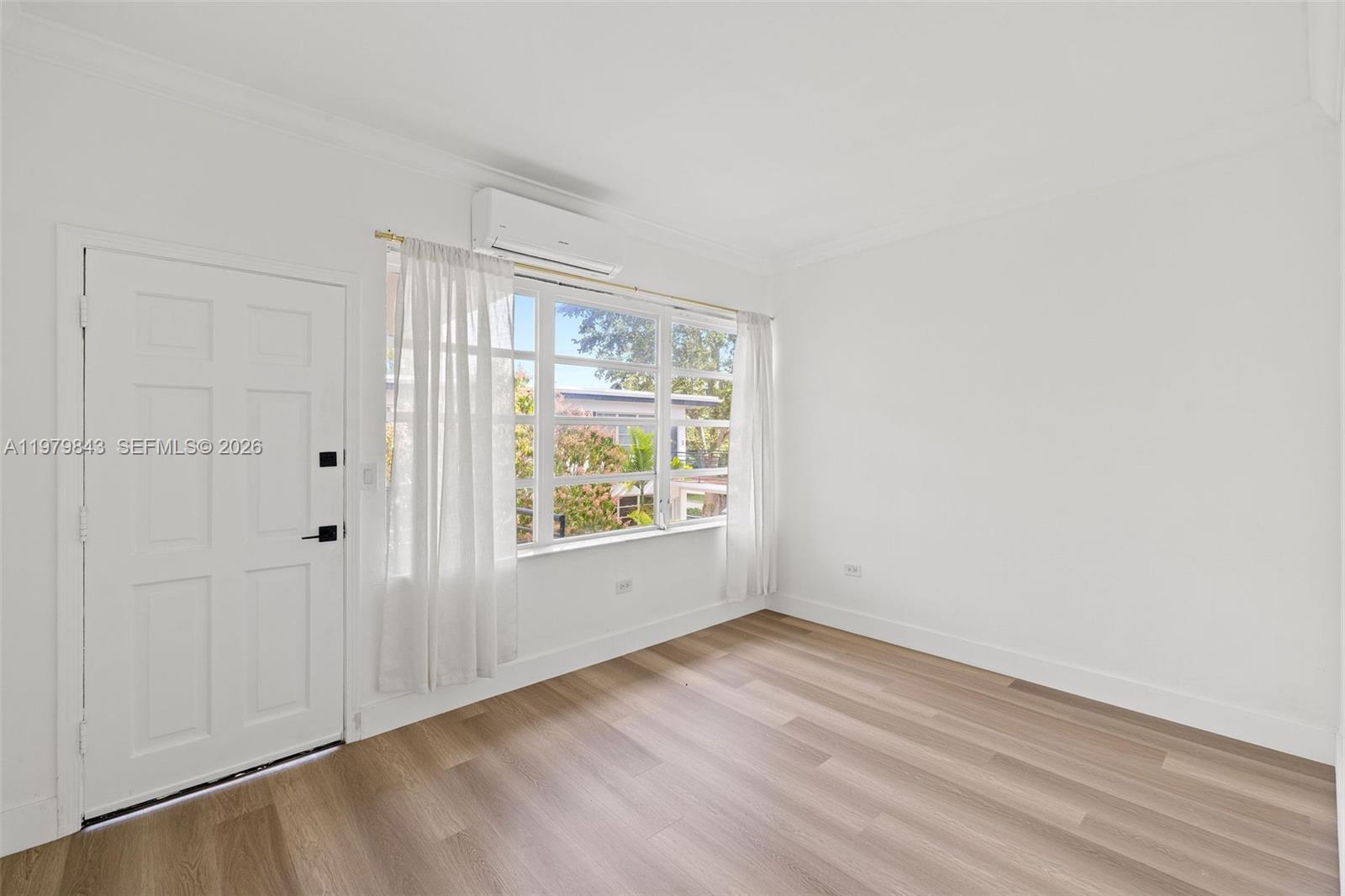 4710 Pine Tree Dr 26