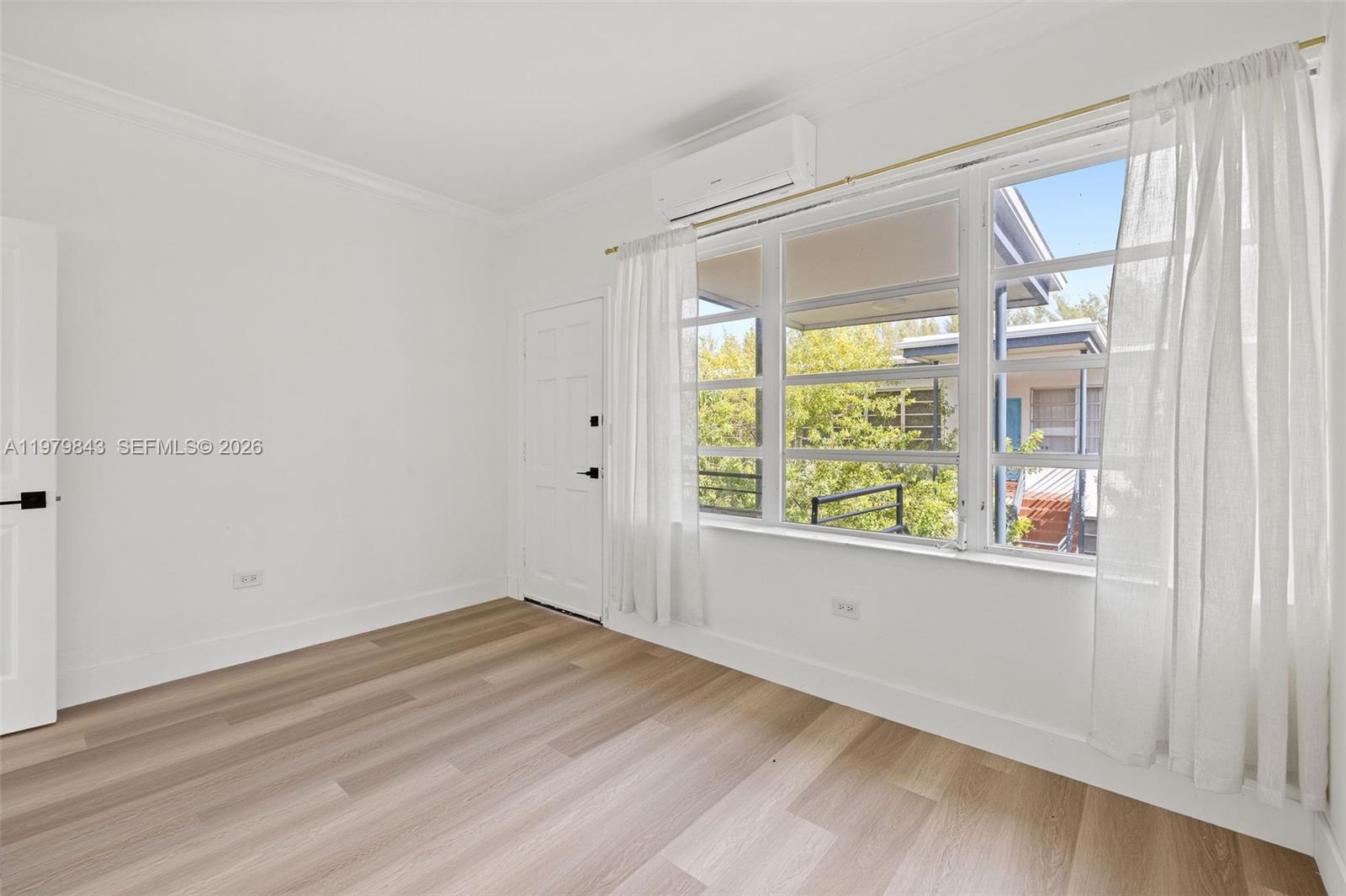 4710 Pine Tree Dr 26