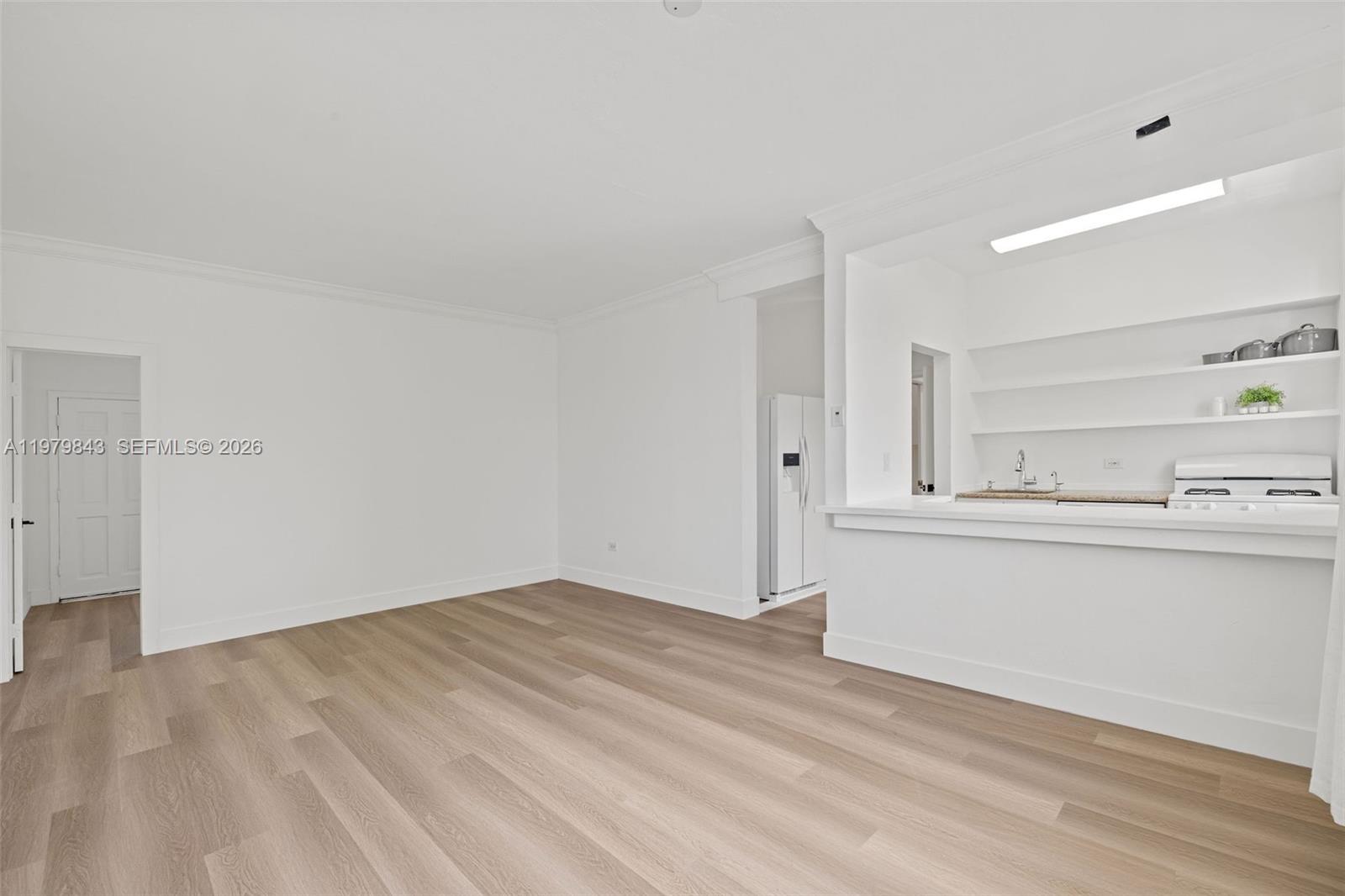 4710 Pine Tree Dr 26