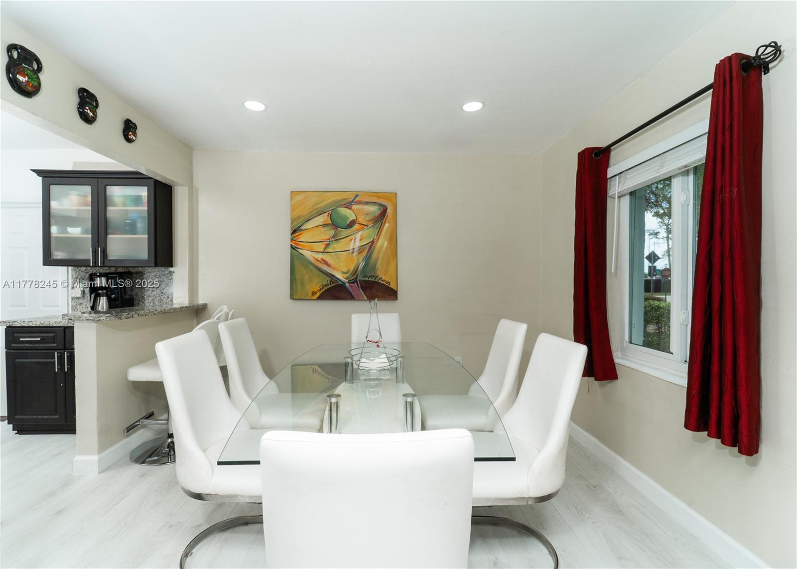 SHORELAND HGTS - Residential