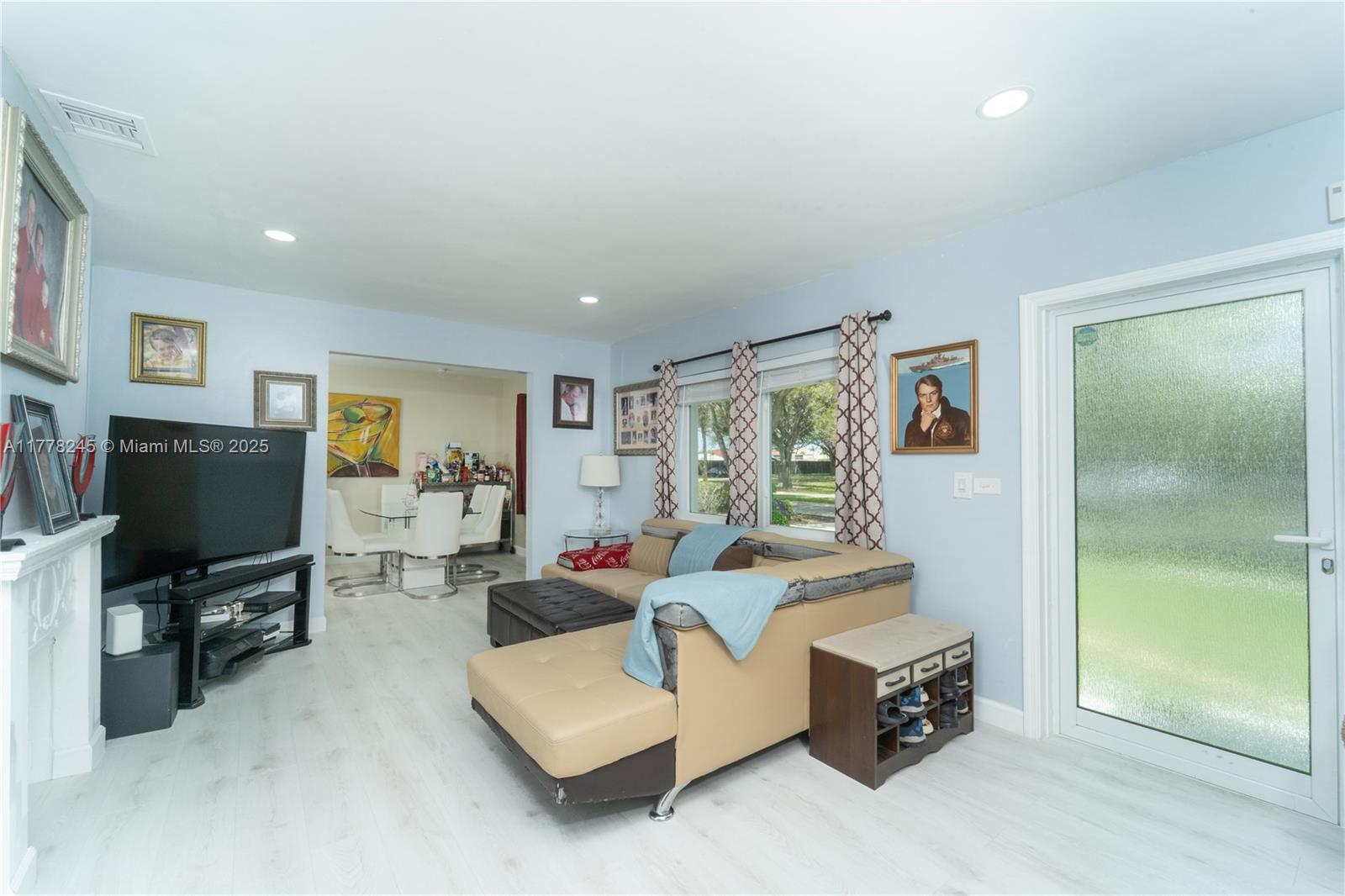 SHORELAND HGTS - Residential