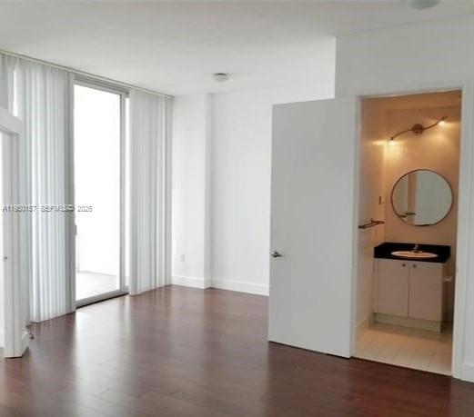 EDGEWATER LOFTS CONDO - Residential