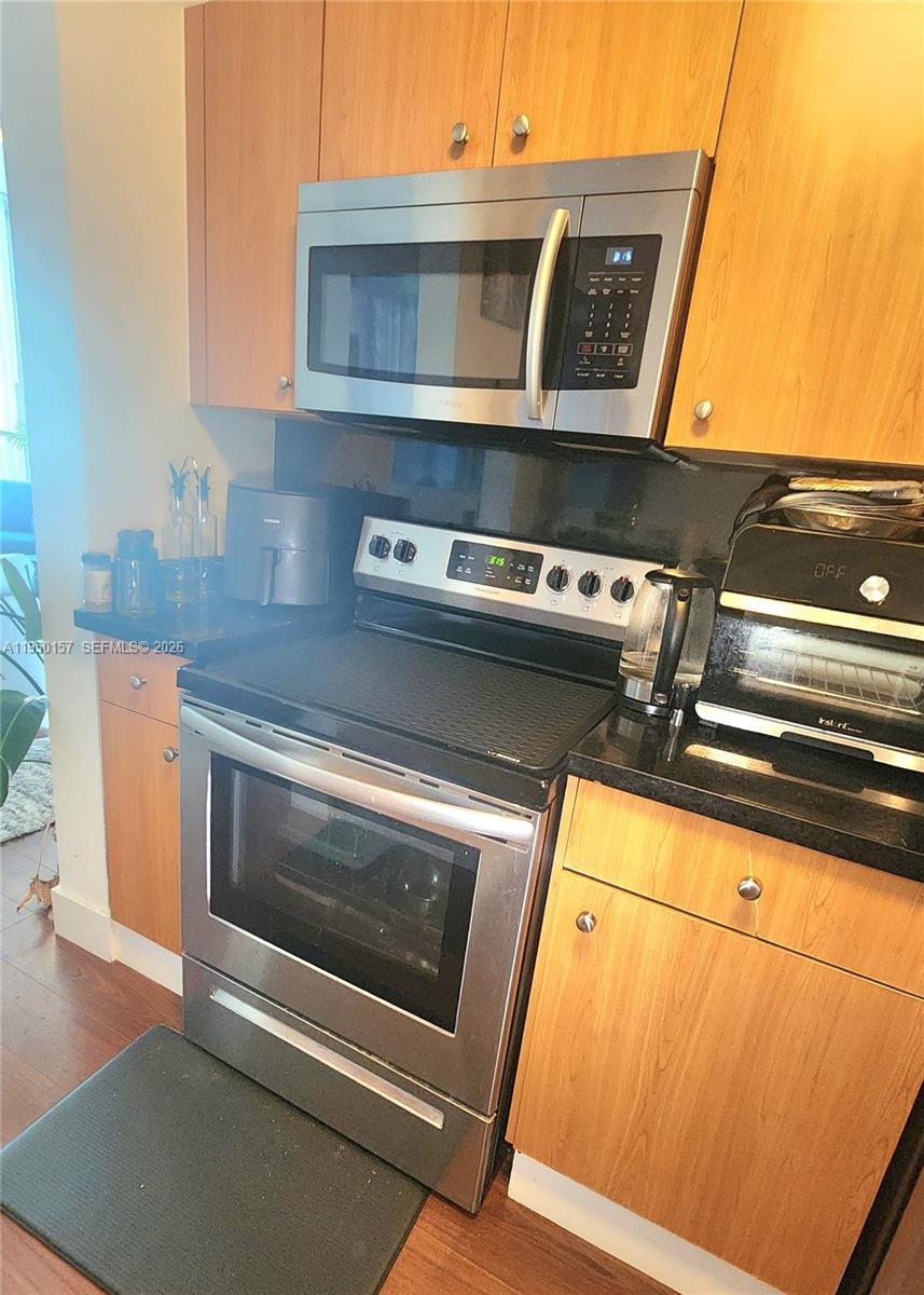 EDGEWATER LOFTS CONDO - Residential