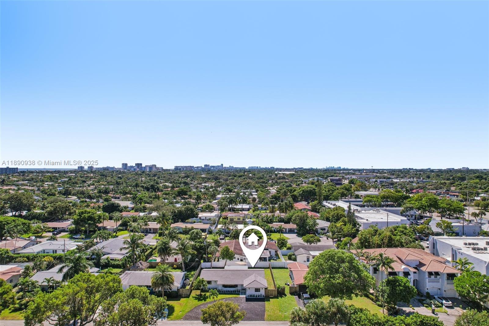 LIGHTHOUSE POINT - Residential