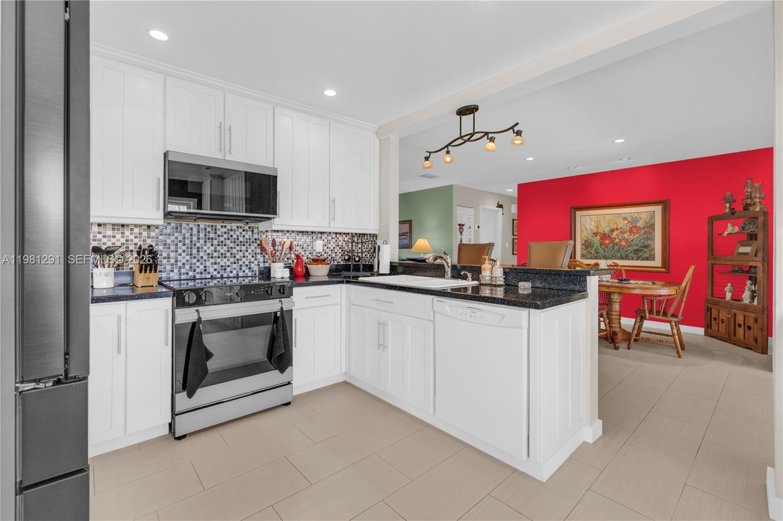 SABAL CHASE SEC FOUR - Residential