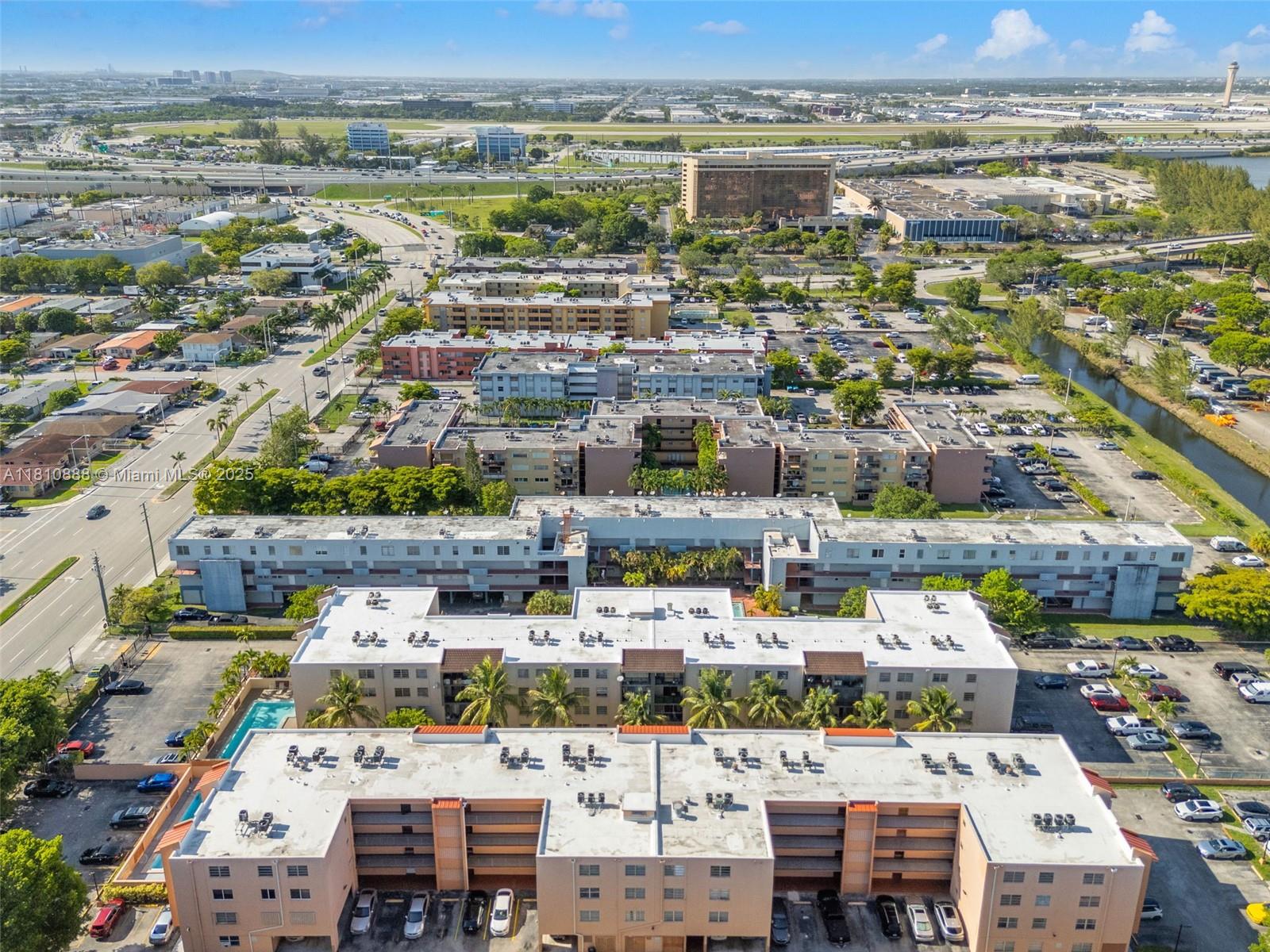 MILAM CONDO SOUTH - Residential