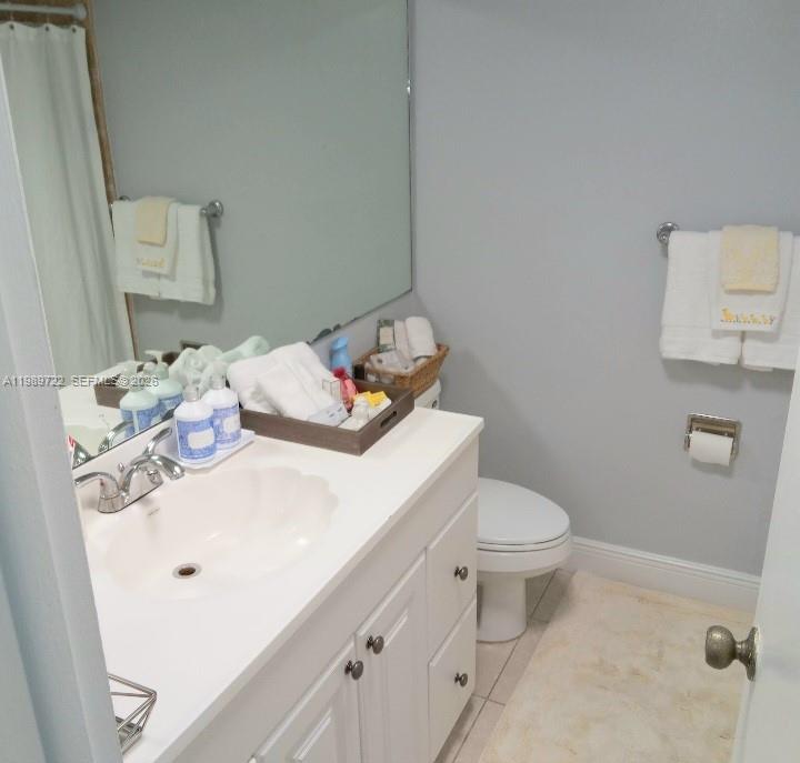 ISLE OF SANDALFOOT CONDO - Residential