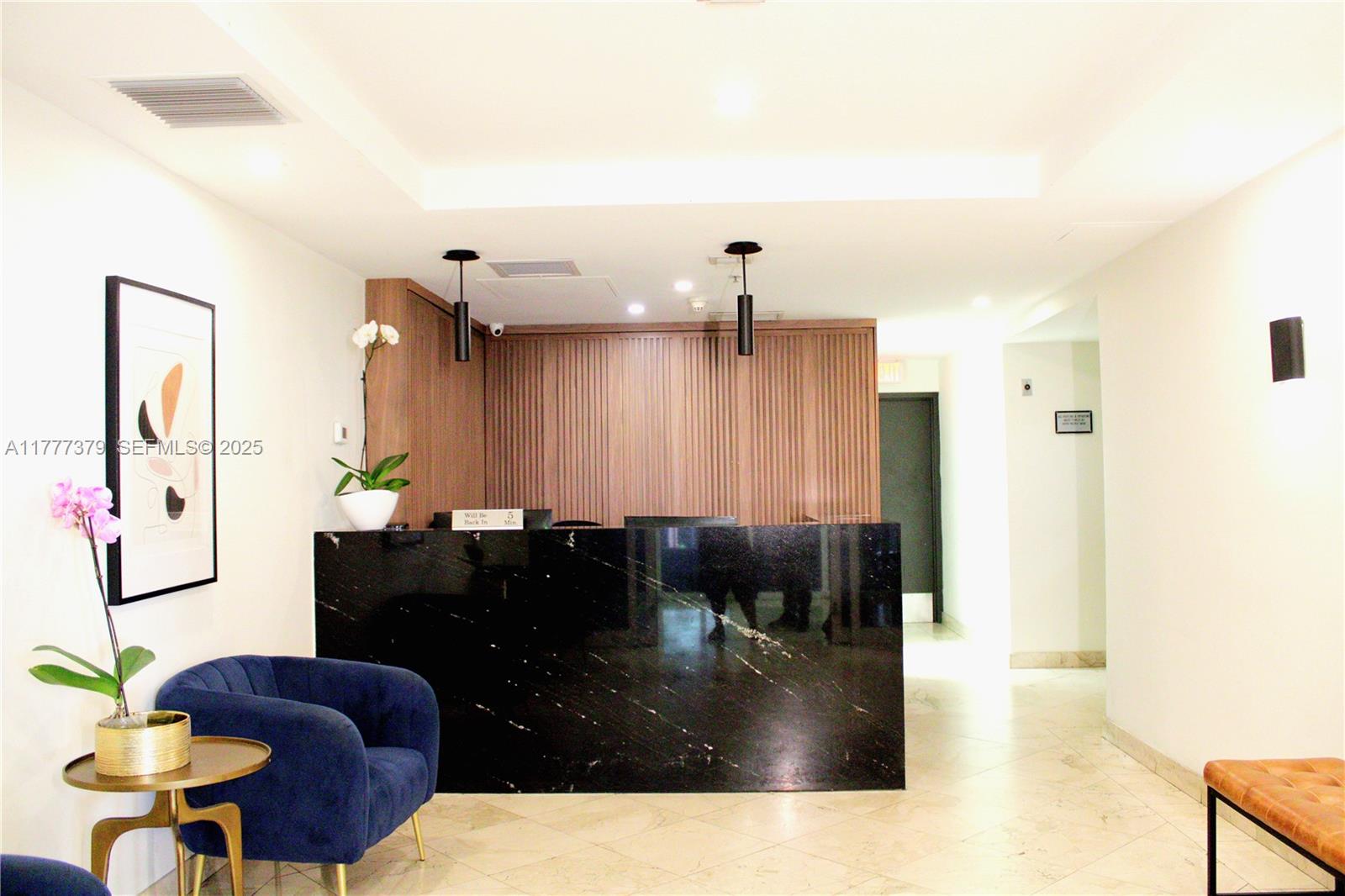 THE SAIL CONDO - Residential