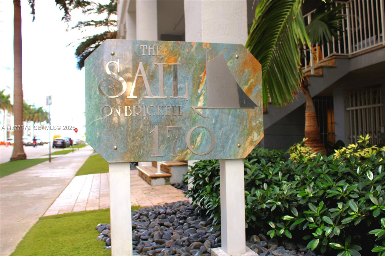 THE SAIL CONDO - Residential