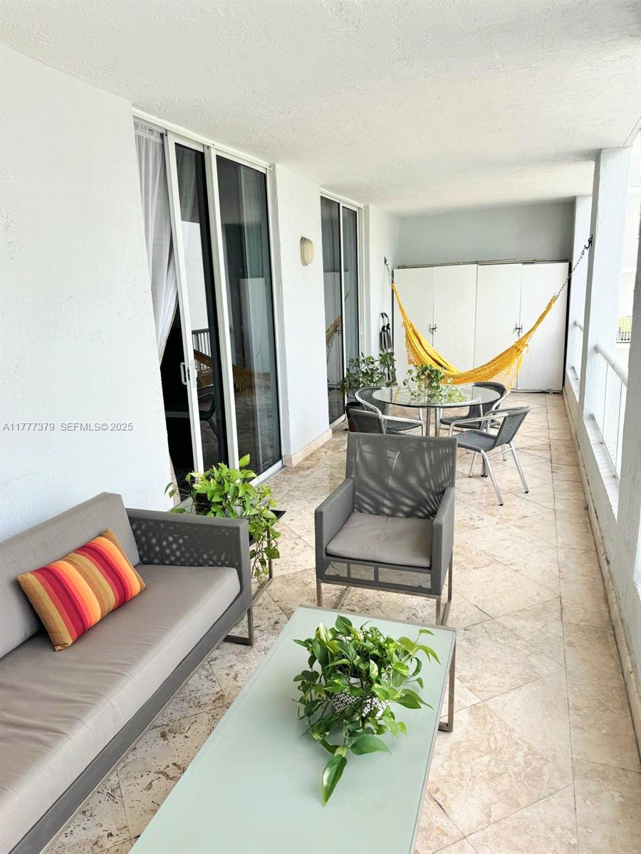 THE SAIL CONDO - Residential