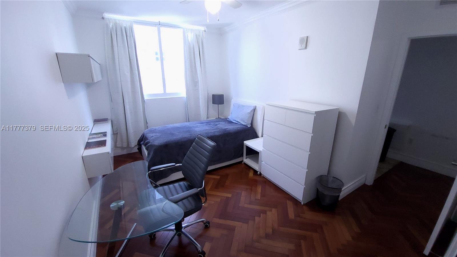 THE SAIL CONDO - Residential