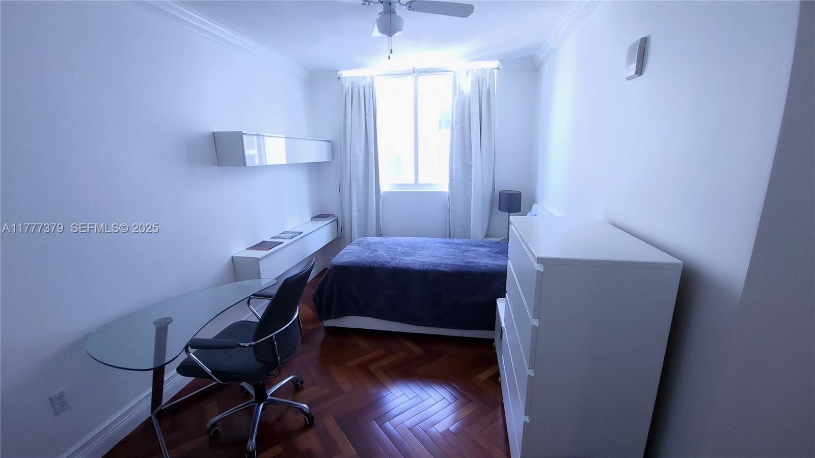 THE SAIL CONDO - Residential